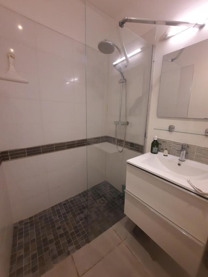 Agreable Appartement T2 Proche Centre Nîmes Extérieur photo
